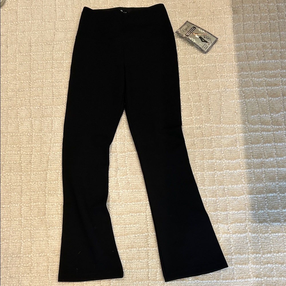 Lysse Black Flared Leggings size Medium